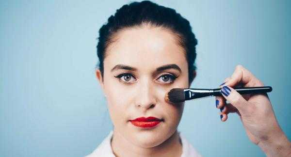 Накраситься, чтобы похудеть: 8 приемов макияжа, который стройнит